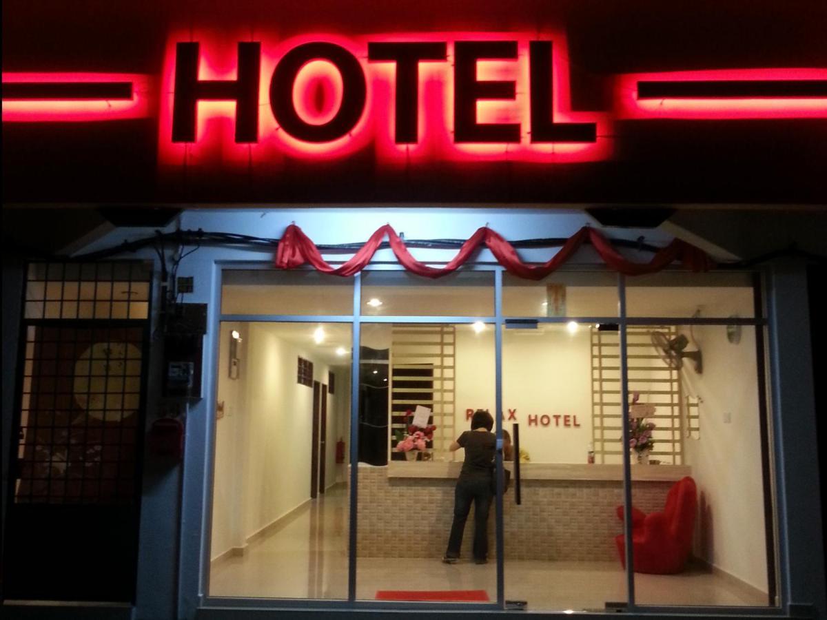 Relax Hotel 4*